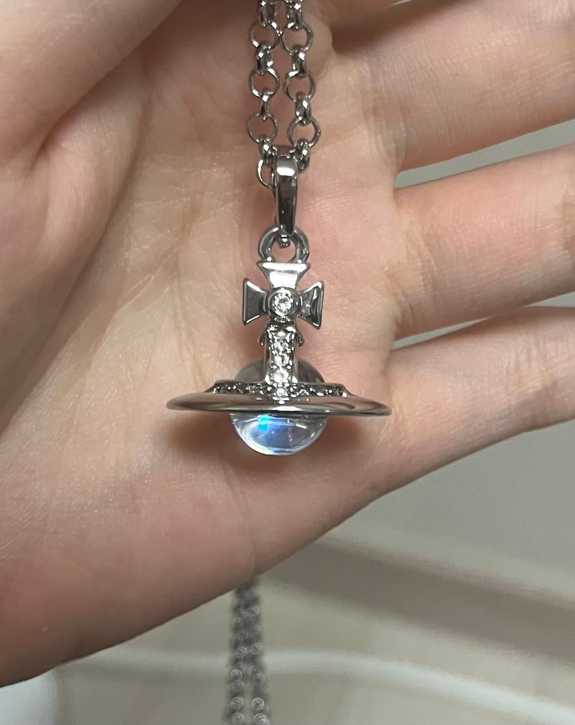 오로라 orb 비비안웨스트우드 목걸이 상품이미지3