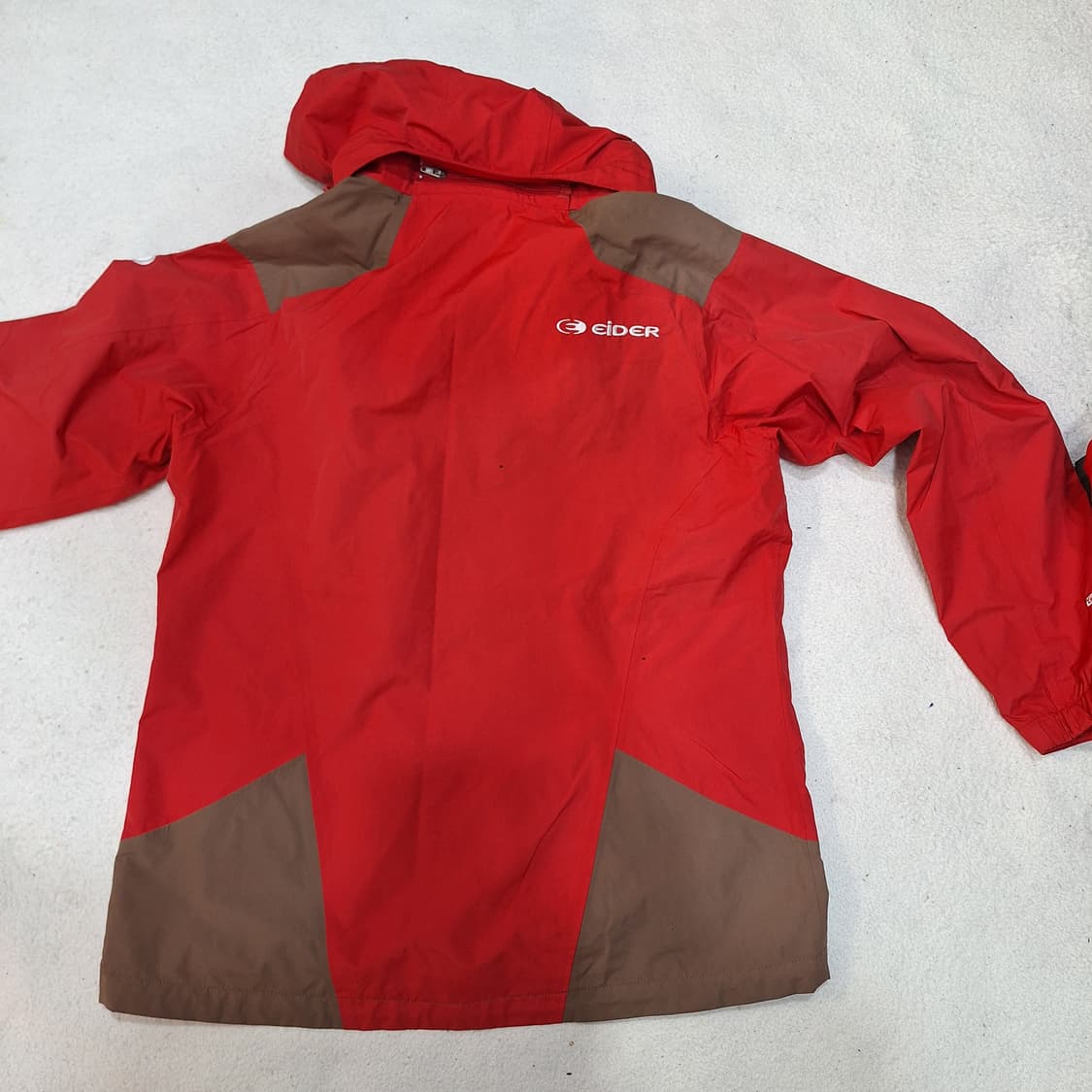 아이더  바람막이L 상품이미지4