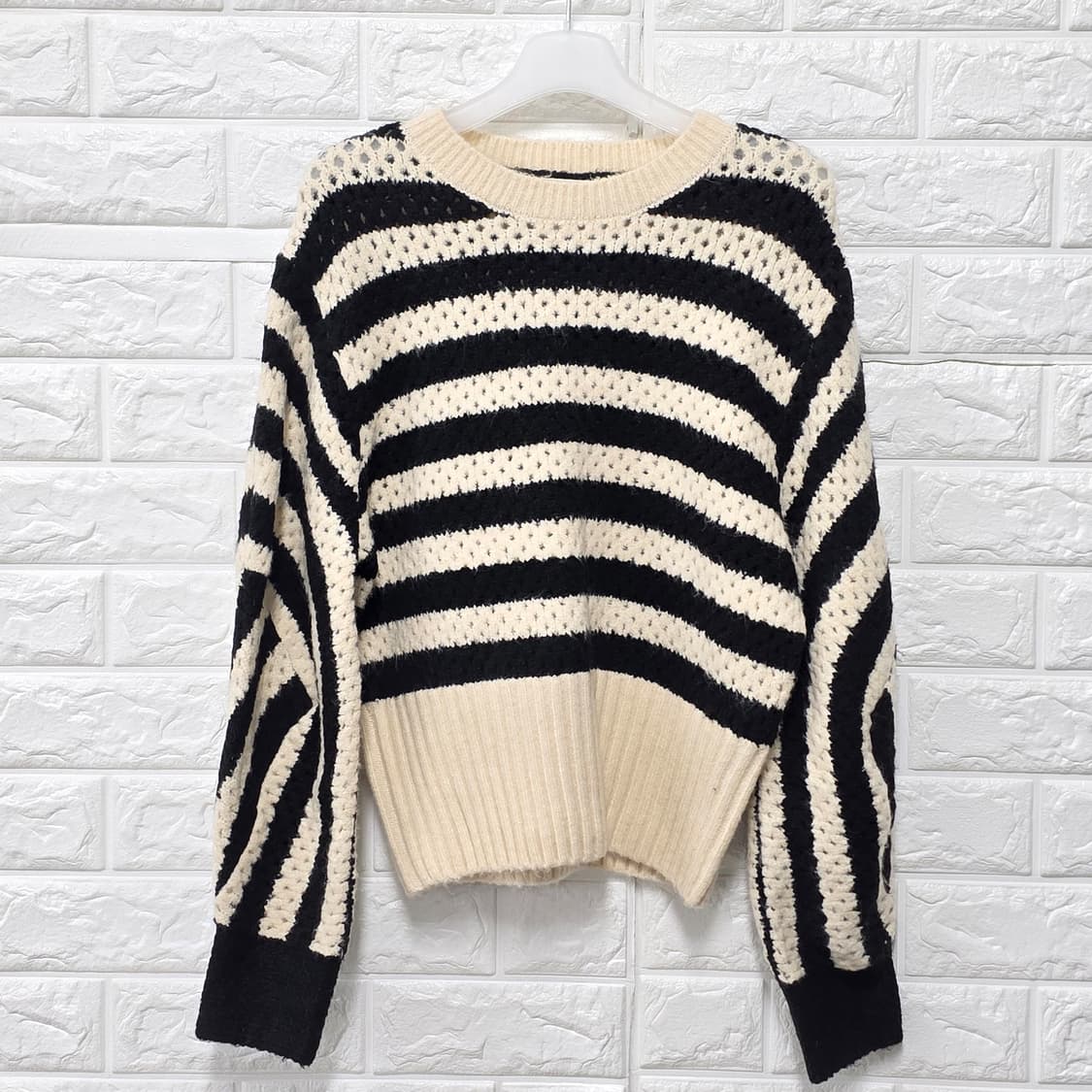 택포_ 22s 잇미샤 It Michaa 크롭 니트 L 상품이미지1