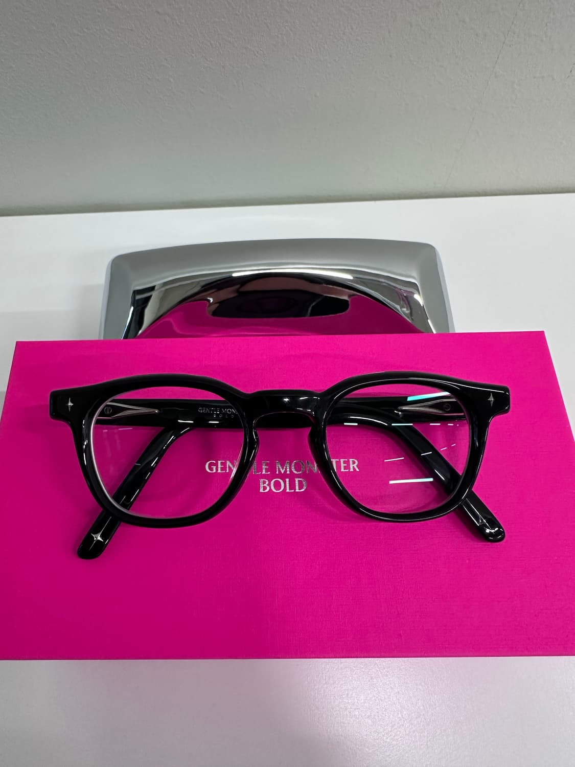 젠틀몬스터 본조 01 블랙 상품이미지1