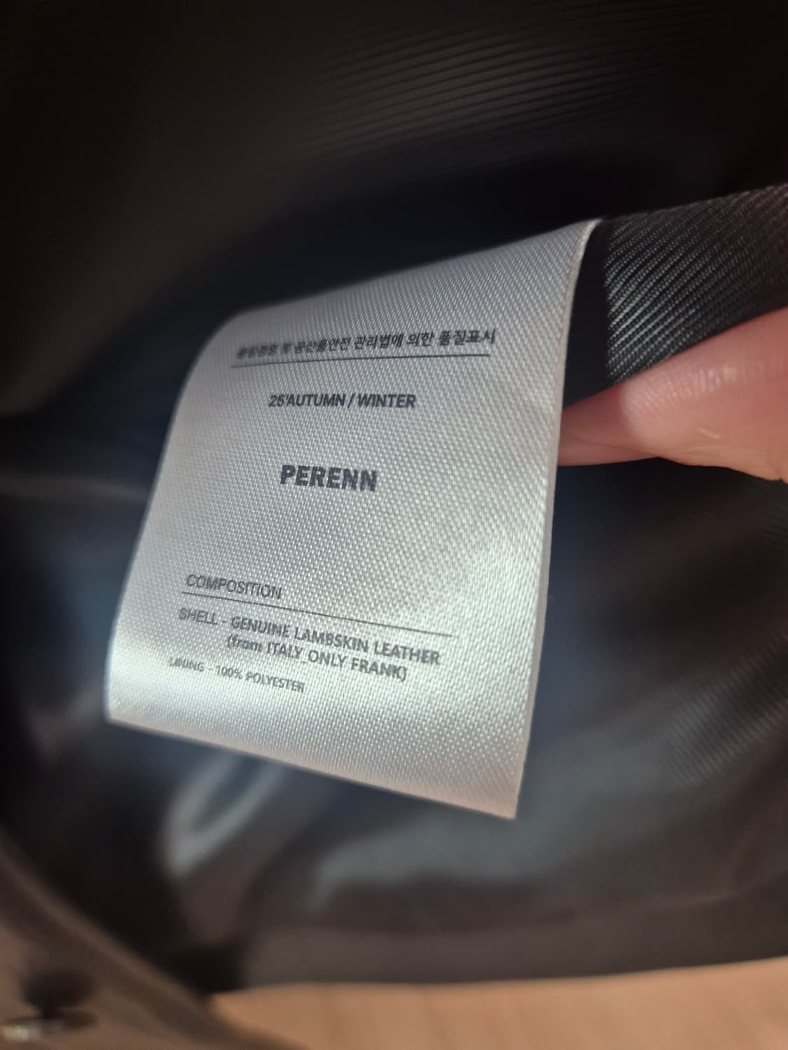 (새상품 1) 퍼렌 25aw 레더 카코트 블랙 상품이미지4