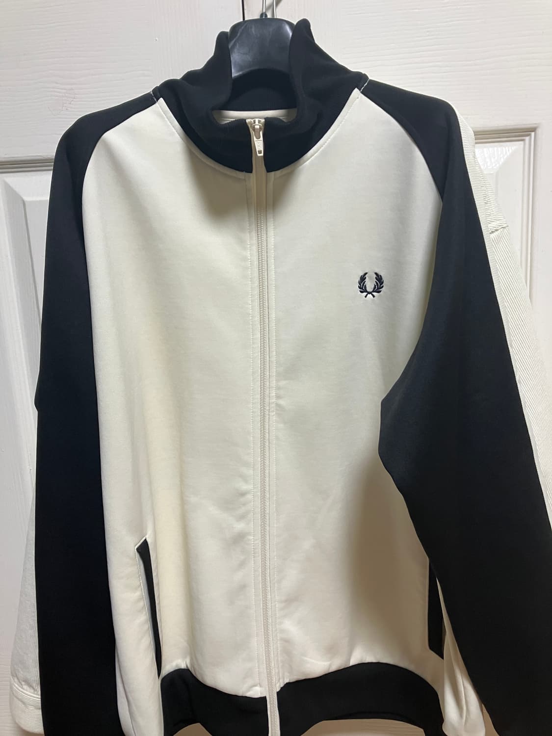 Beams 빔즈x프레드페리 트랙자켓 L사이즈 상품이미지3