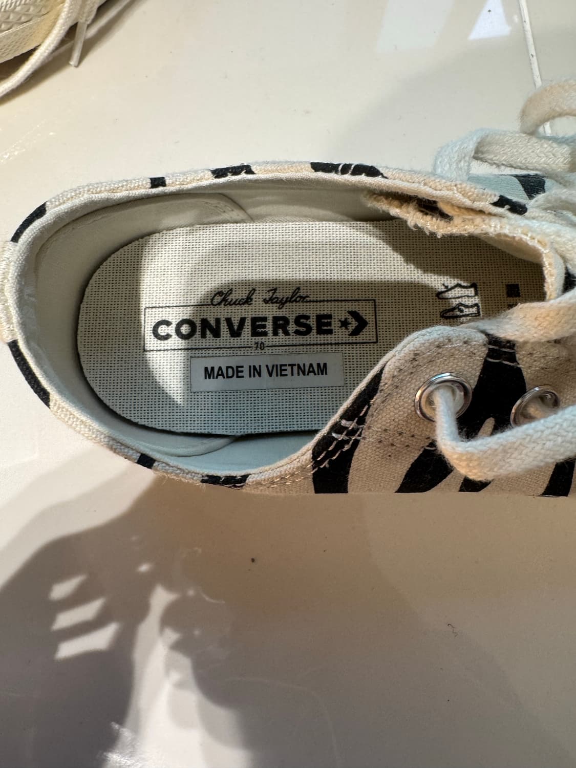 컨버스 척 70 아카이브 프린트 지브라 상품이미지2