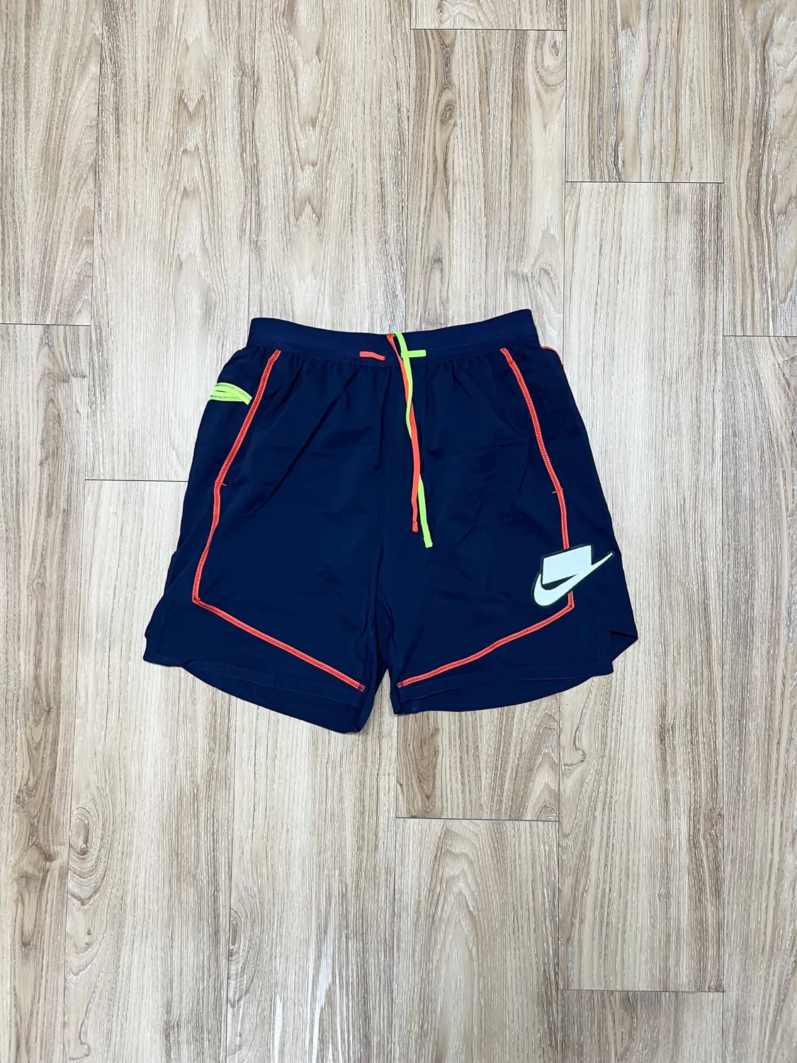 나이키 드라이핏 와일드런 반바지 M 상품이미지1