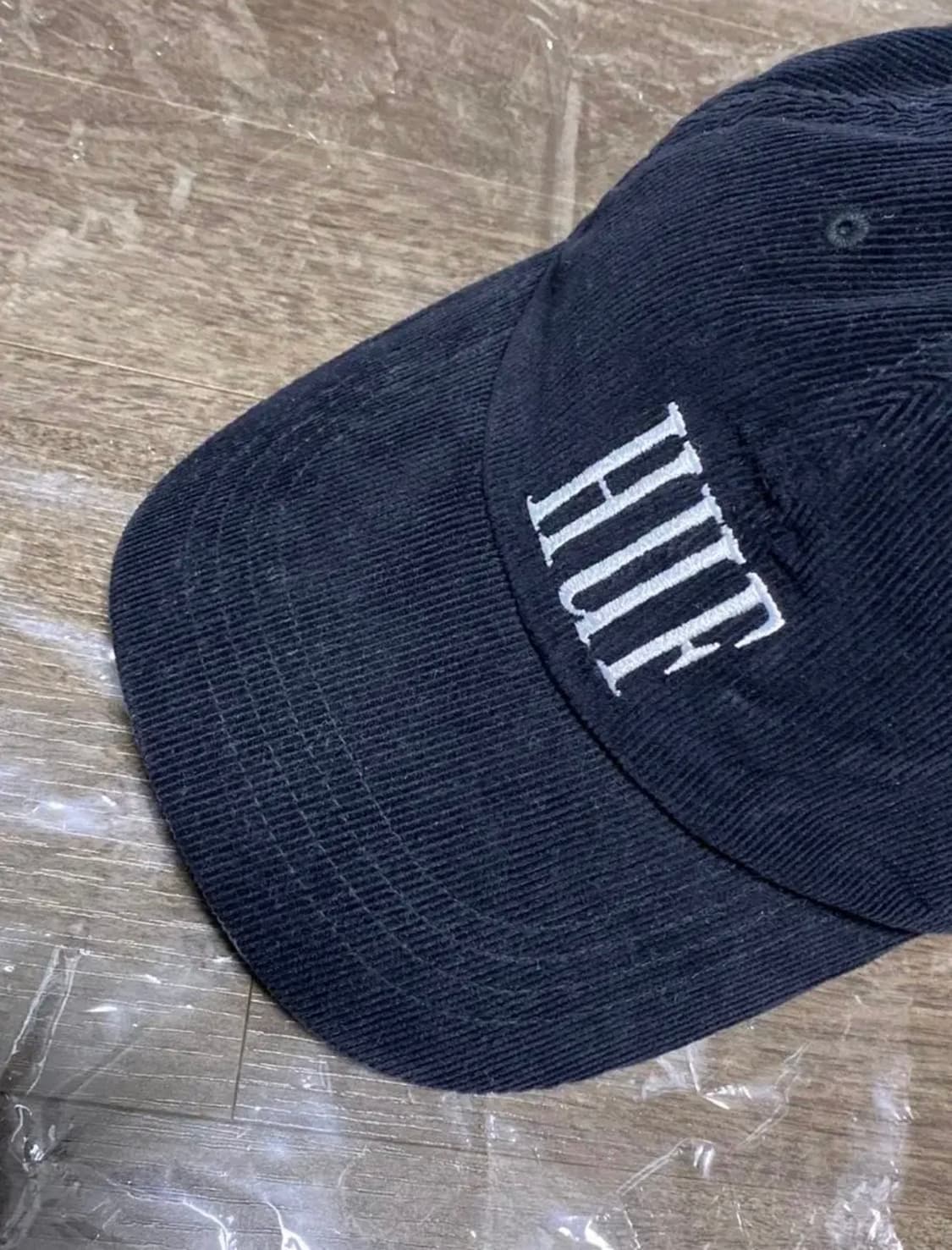 [OS] 허프 Huf 코듀로이 로고 블랙 캡 모자 상품이미지2