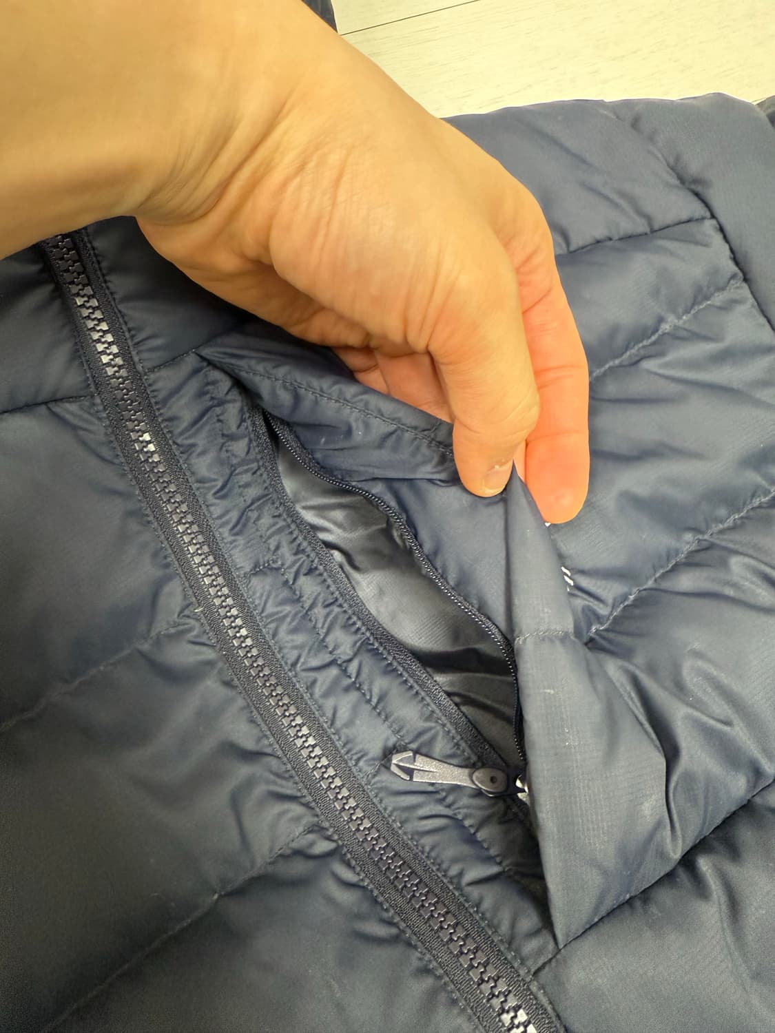 아크테릭스 토륨 M 사이즈 블랙사파이어  상태 9.0/10  패킹주머니도 상품이미지3