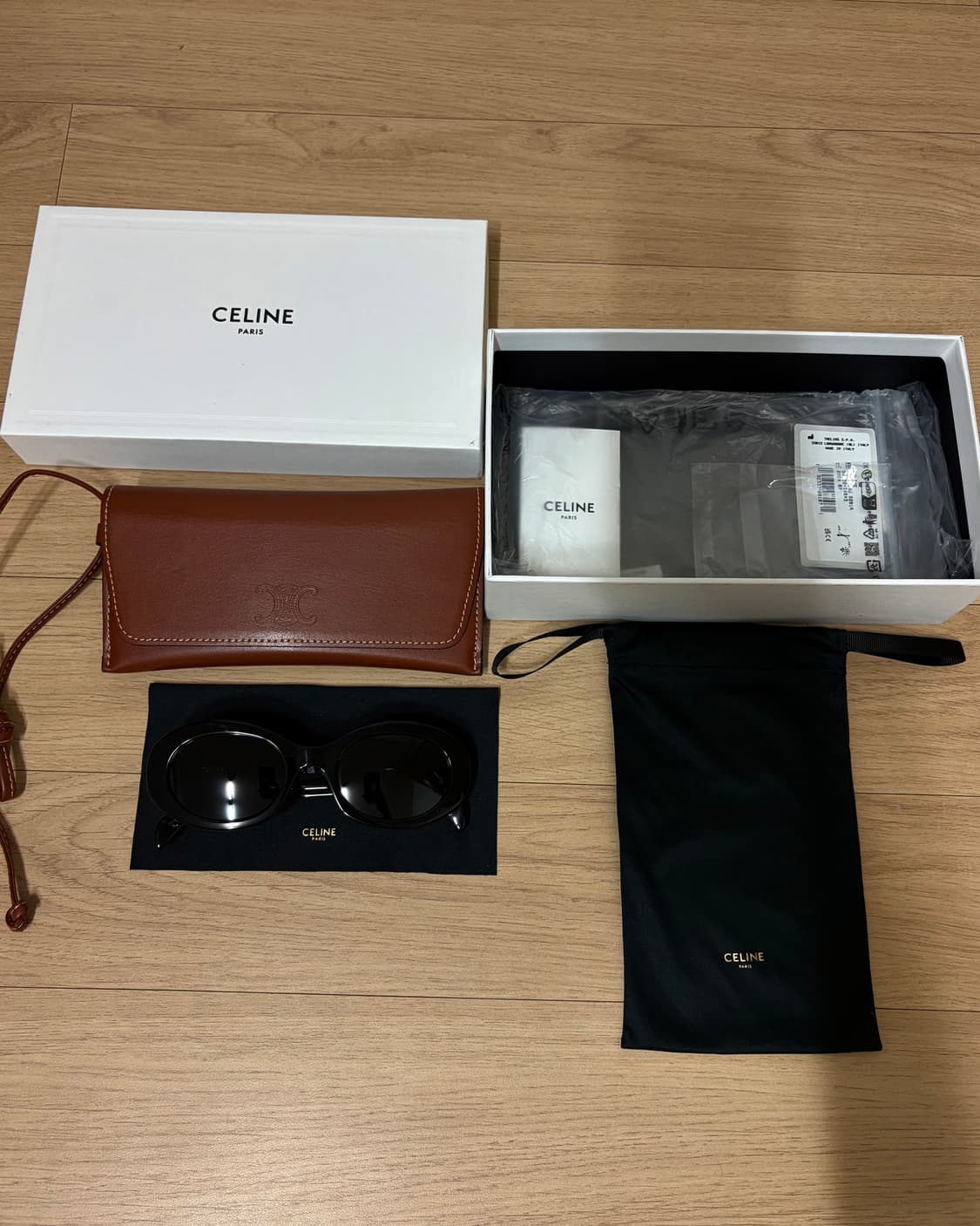 셀린느 트리옹프 01 선글라스 블랙 풀박스 상품이미지3