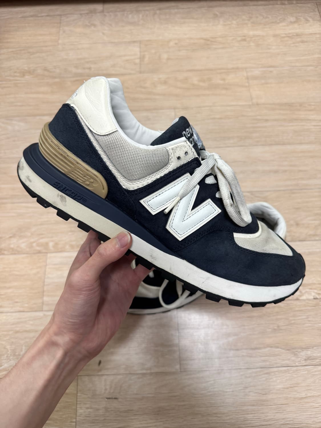 뉴발란스 574 레거시 네이비 블루 300 상품이미지2