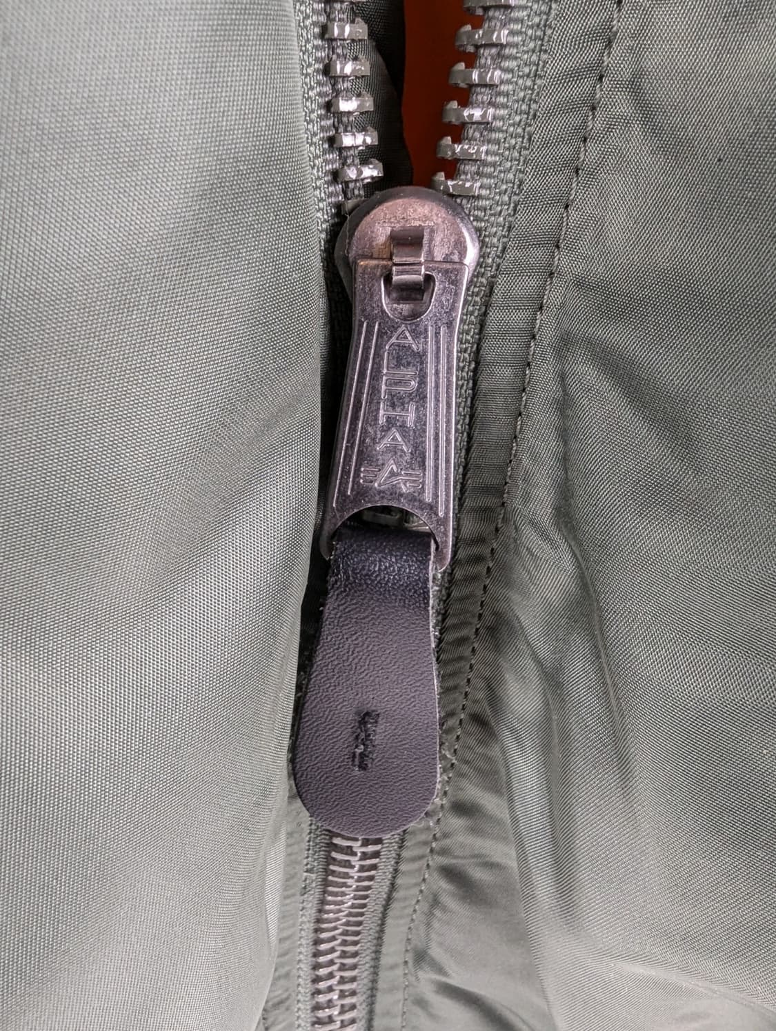 80s 미공군 납품용 알파인더스트리 MA-1 플라이트자켓 세이지 상품이미지3