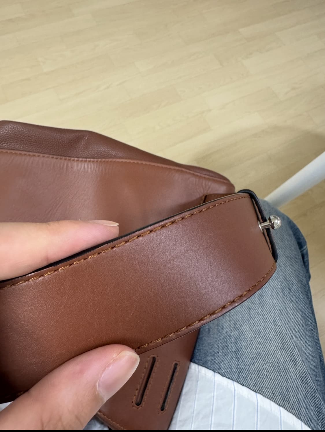 로에베 안톤백 꼬냑 상품이미지2