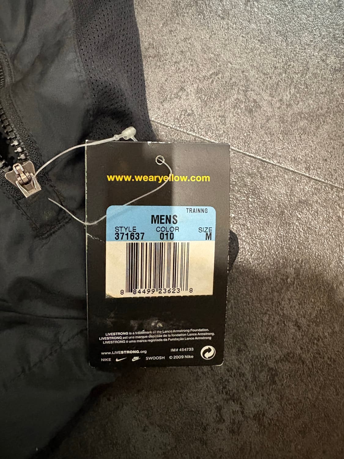 나이키 리브스트롱 아노락 상품이미지2