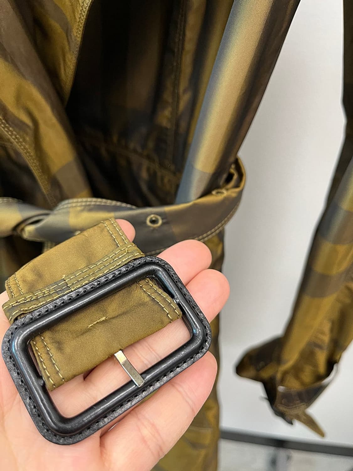 여) 버버리 체크 올리브그린 트렌치코트  상품이미지8