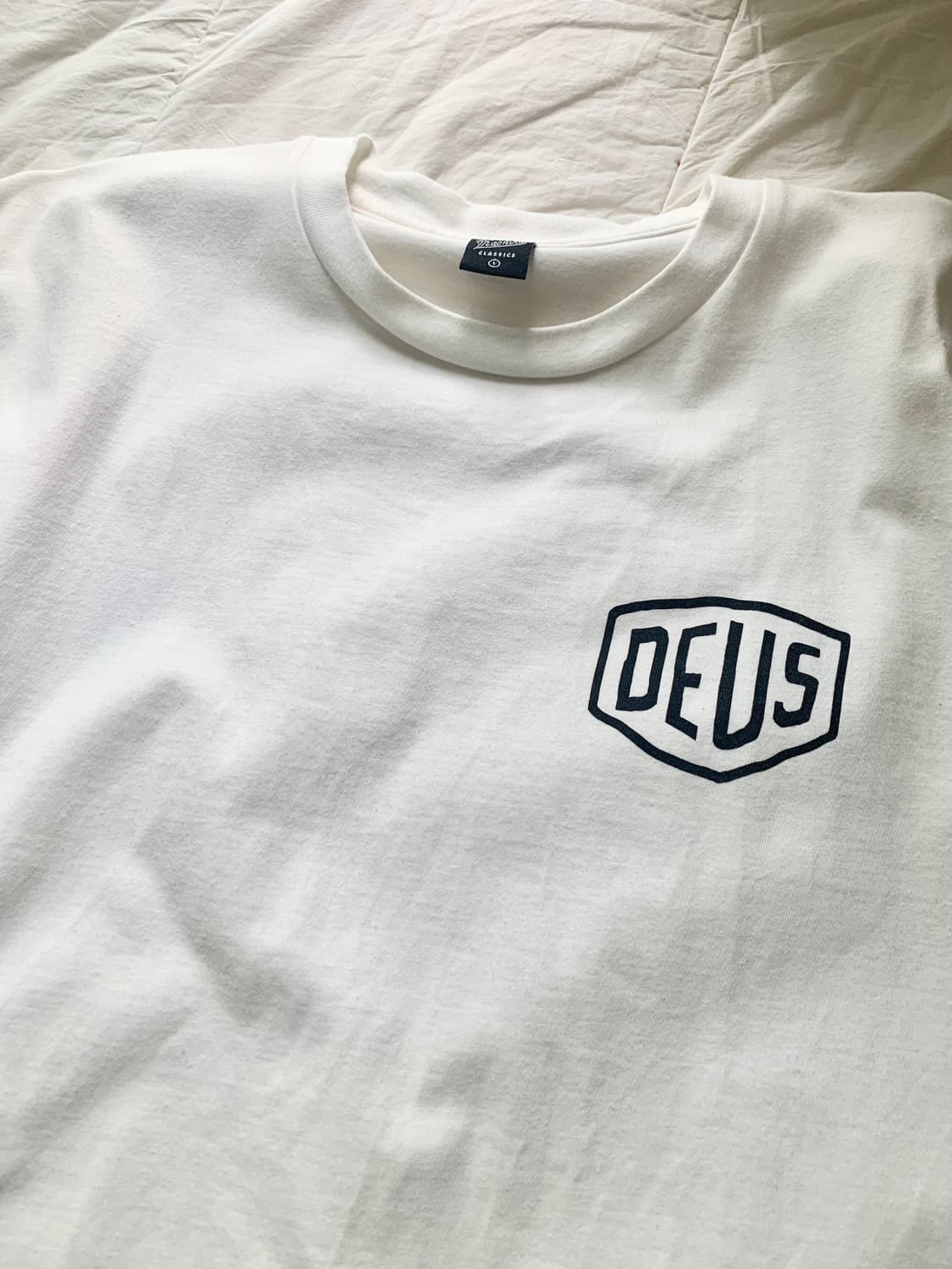 데우스 엑스 마키나 서울 컬리지 어드레스 반팔 티셔츠 화이트 L 상품이미지4