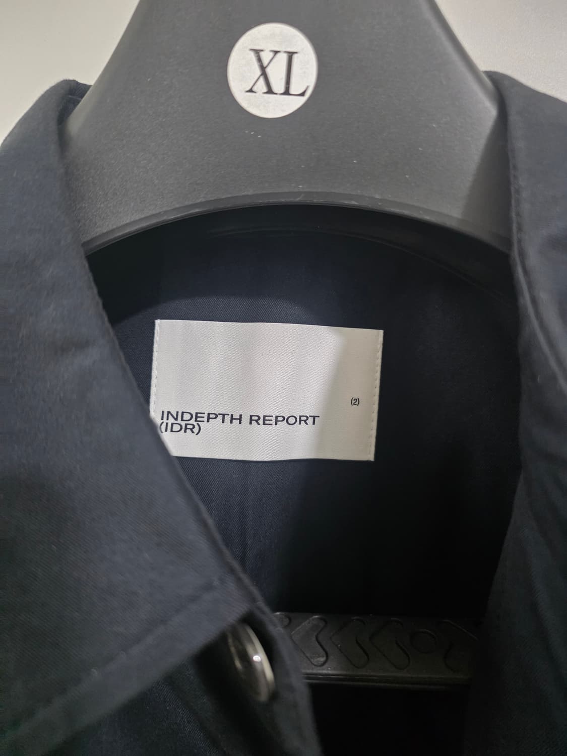 인뎁스리포트 블랙 셔츠 자켓 2 상품이미지3