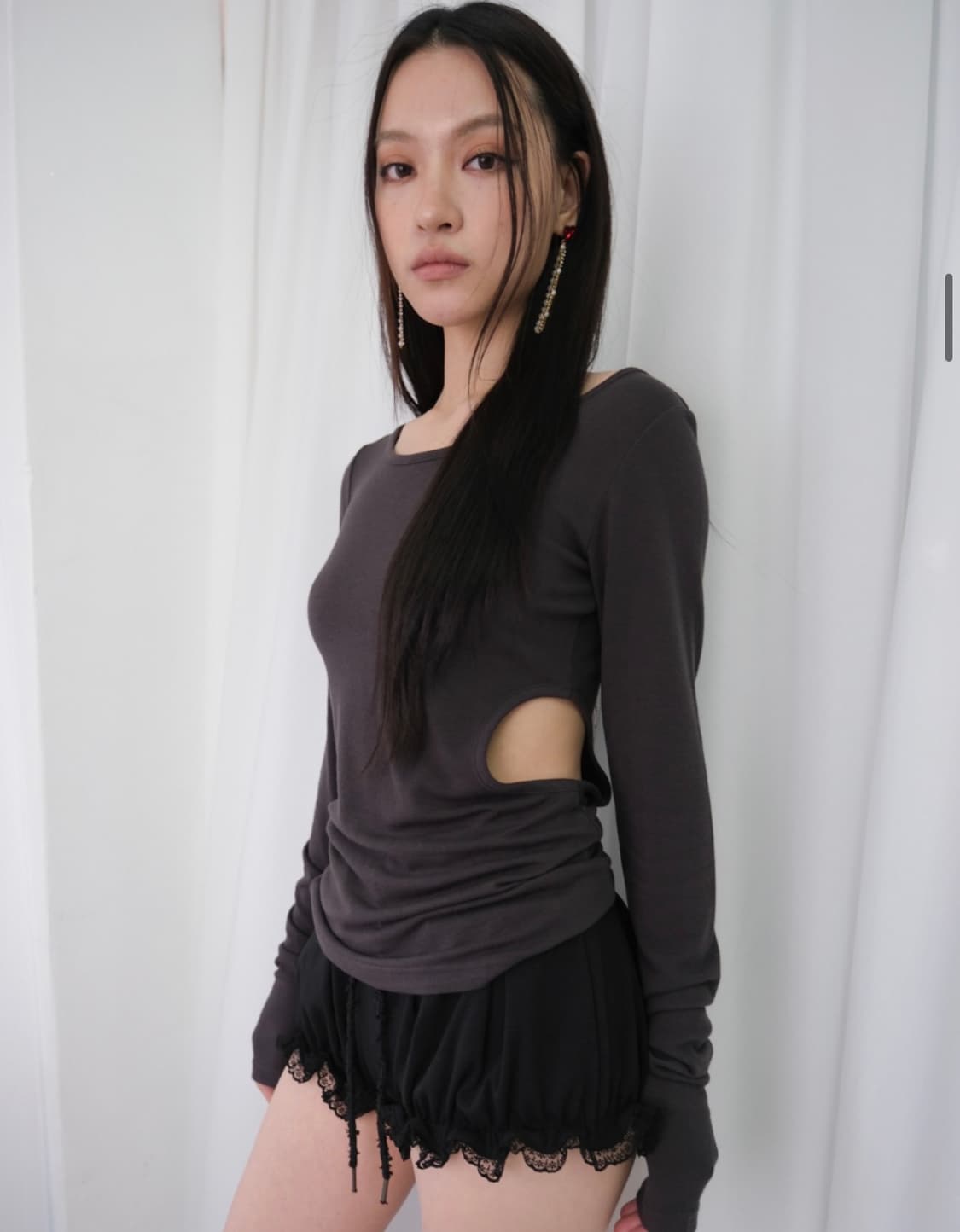 루즈슬립오버 컷아웃 롱 슬리브 *다크그레이 상품이미지2