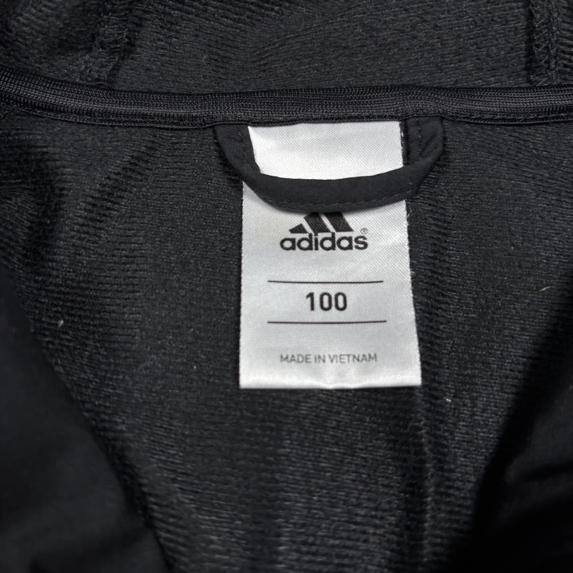 아디다스 블랙컬러 아르헨티나 바람막이 상품이미지3