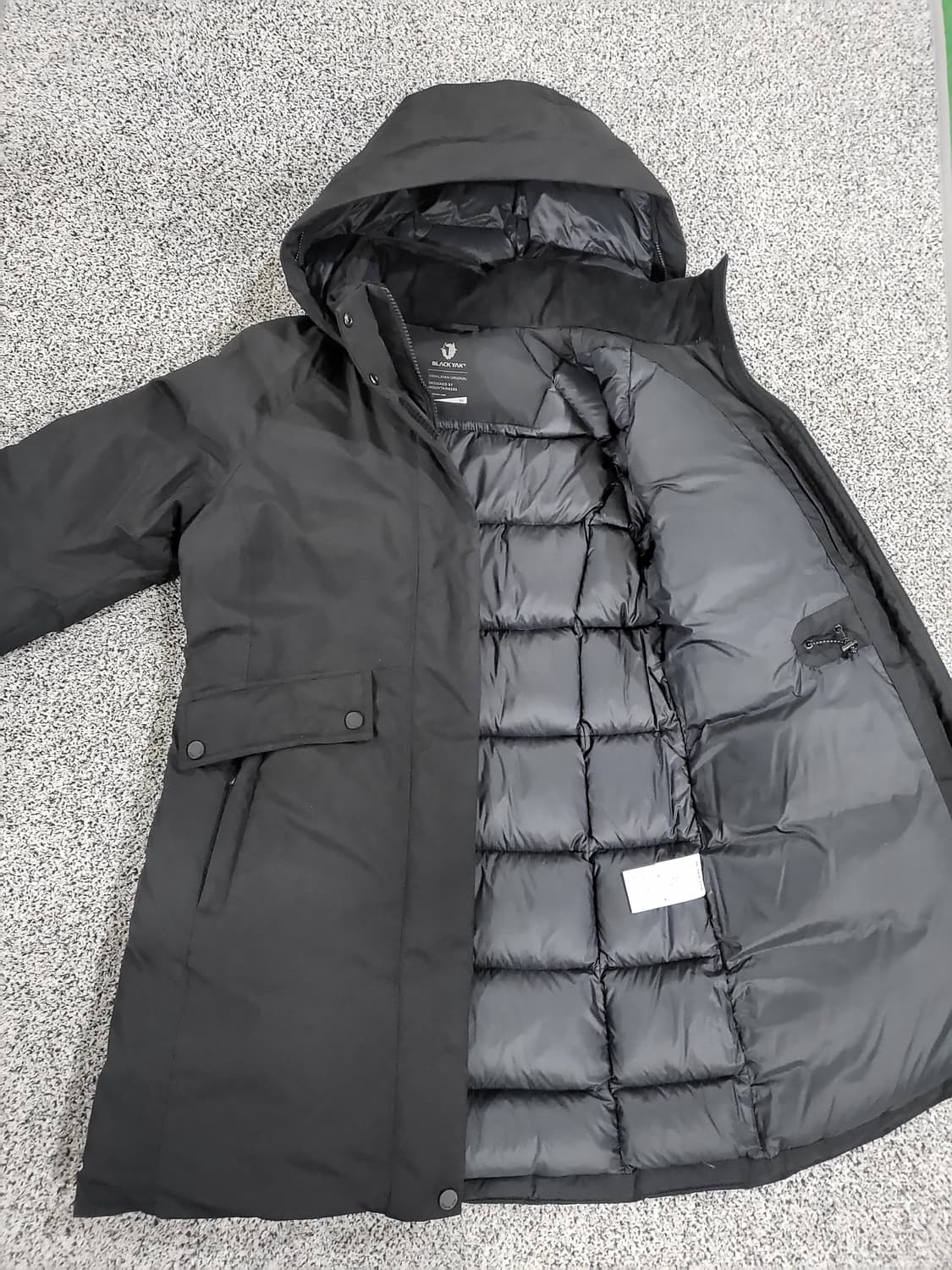 블랙야크 고어텍스 구스다운 패딩 상품이미지2