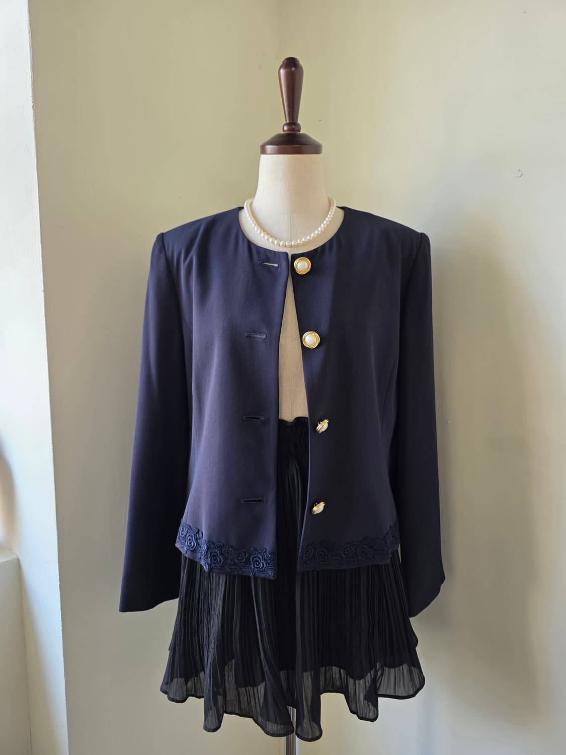 네이비 레이스 포인트 금장 버튼 자켓 상품이미지1