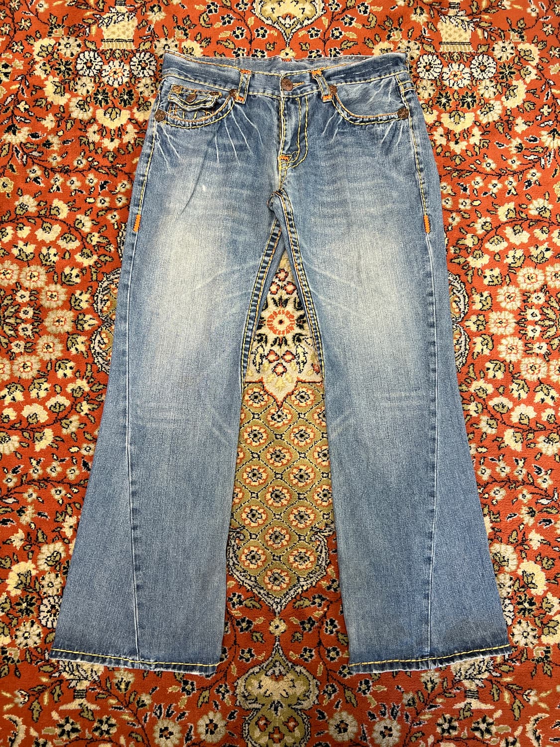 [34] 트루릴리전 아트워크 부츠컷 플레어 데님팬츠 상품이미지2