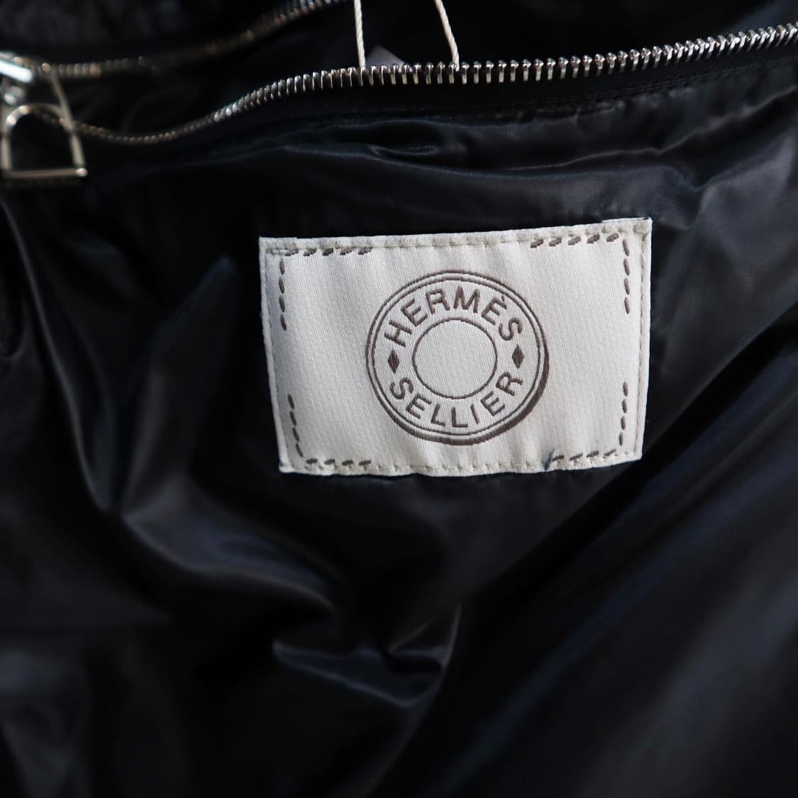 에르메스 블랙 폴리쉘 자켓 상품이미지8