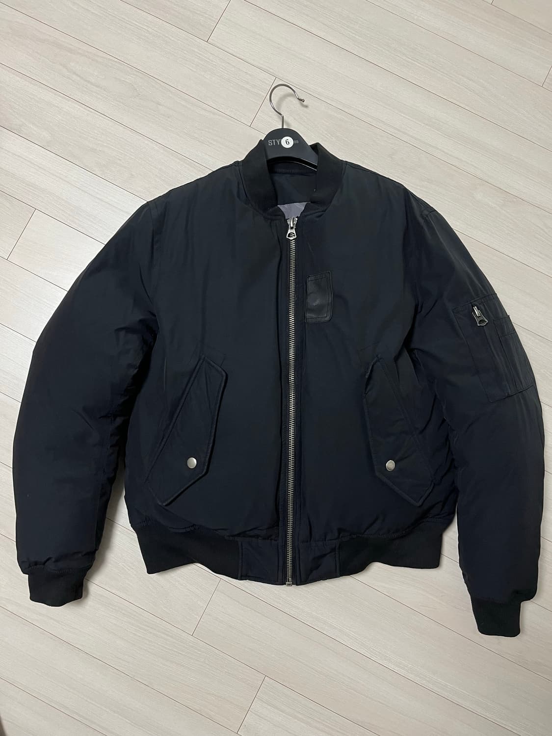 ACNE MA-1 구스 패딩 (100) 상품이미지1