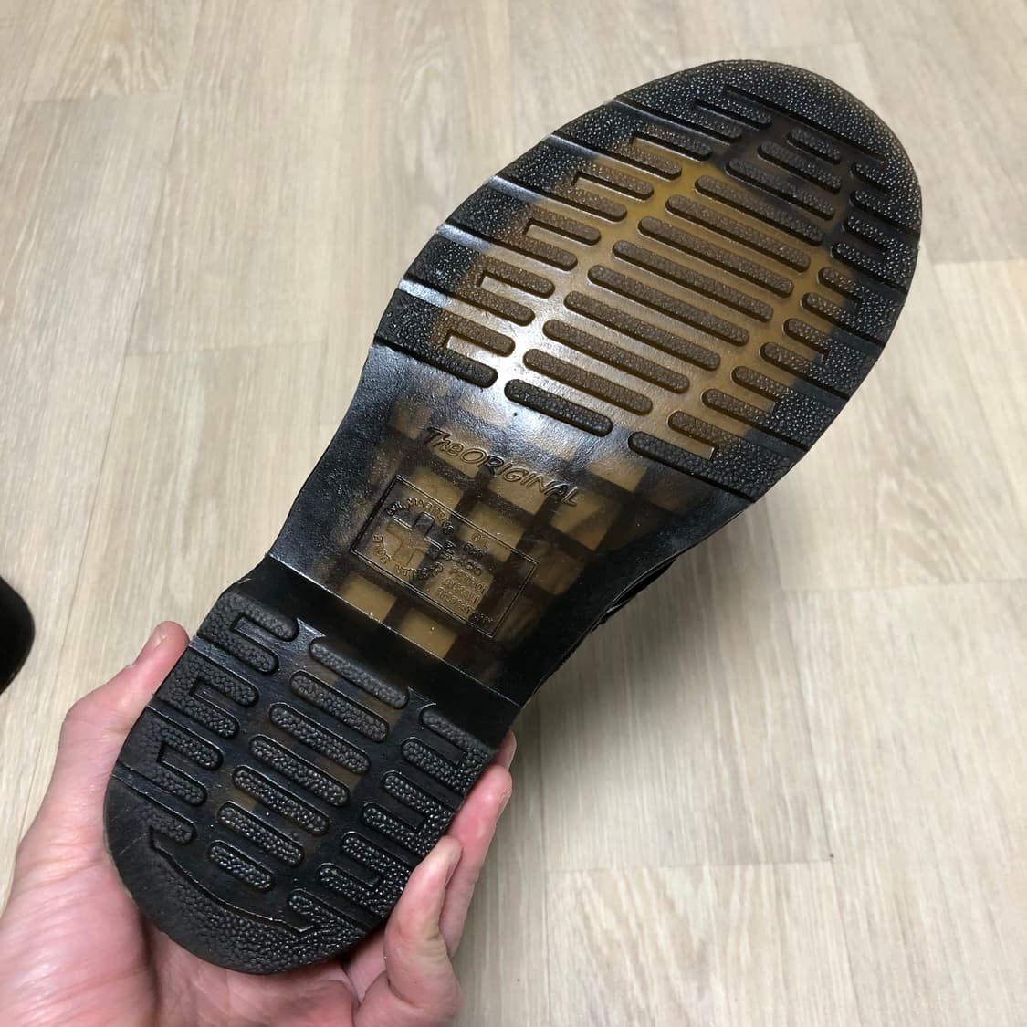 (250) 닥터마틴 Dr.martens 8홀 스무스 트라이엄프 부츠 블랙 상품이미지6