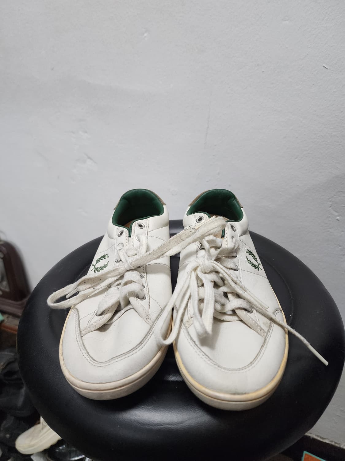 프레드페리 화이트 스니커즈 단화 상품이미지2