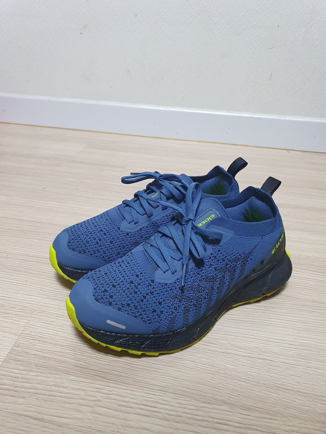 아이더 퀀텀 라이더 트레킹화 260 상품이미지4