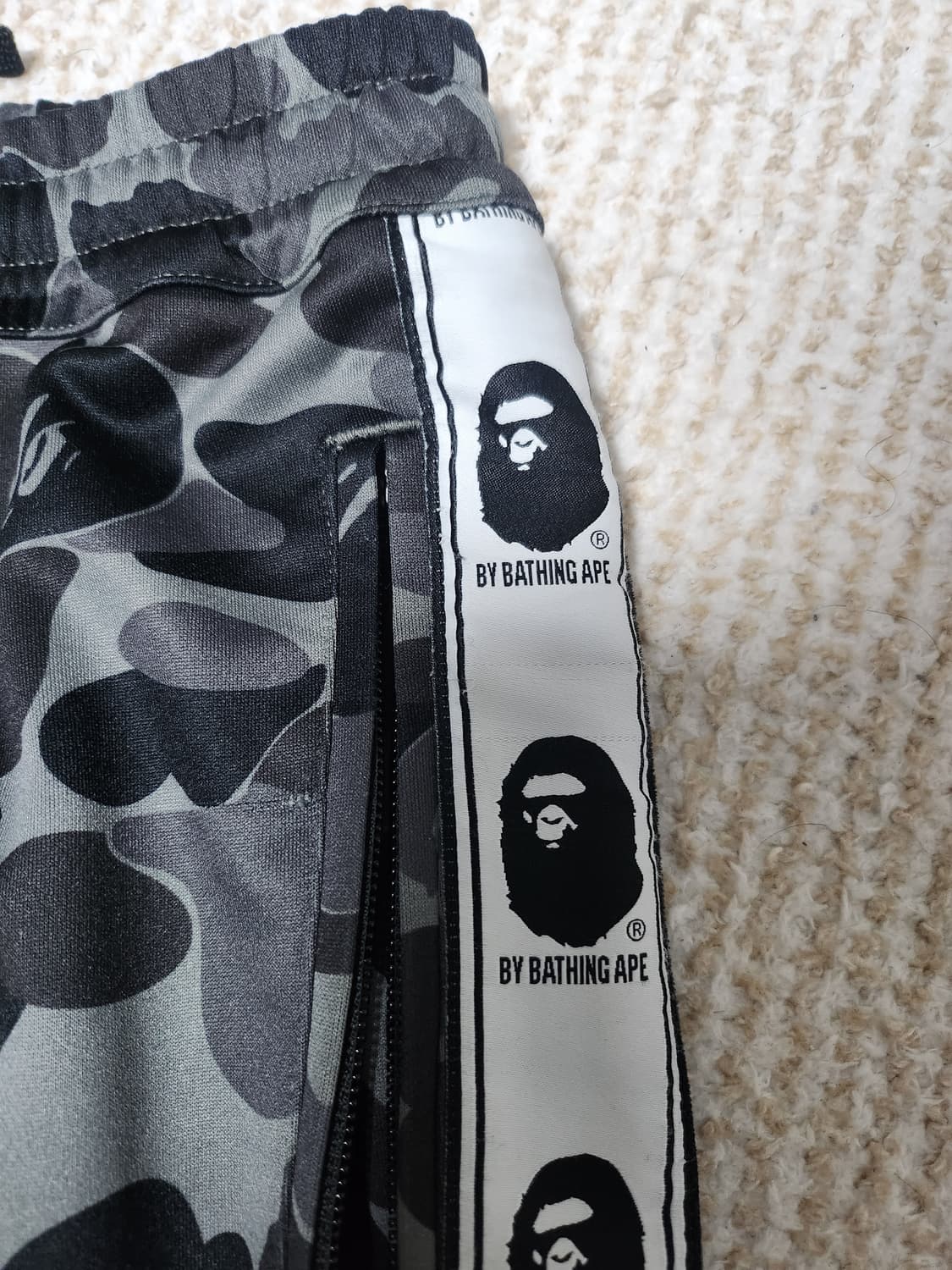 베이프 ABC 카모 블랙 팬츠 상품이미지3