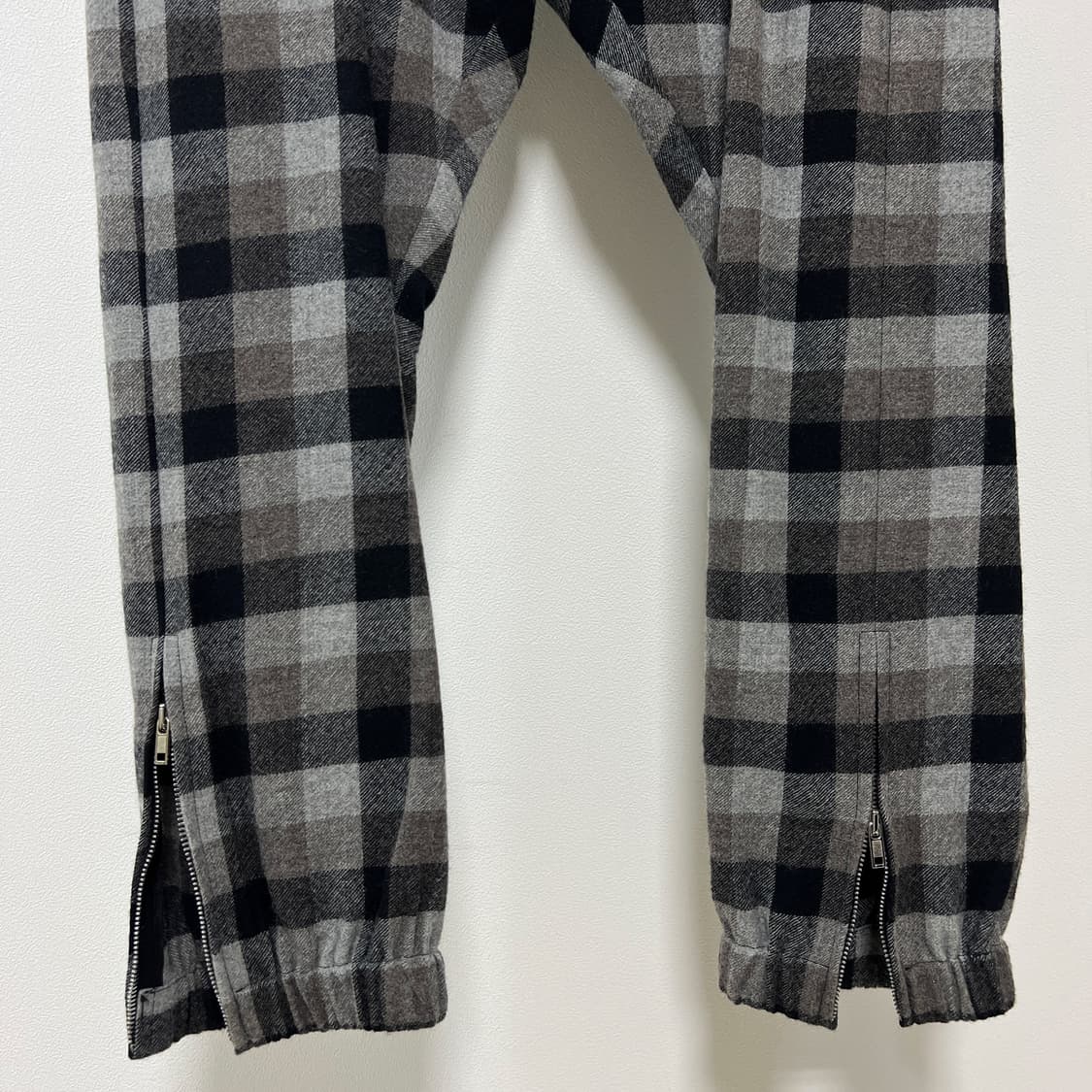 릭오웬스 19FW "LARRY" 드로우스트링 블랙 체크 트랙 팬츠  상품이미지3