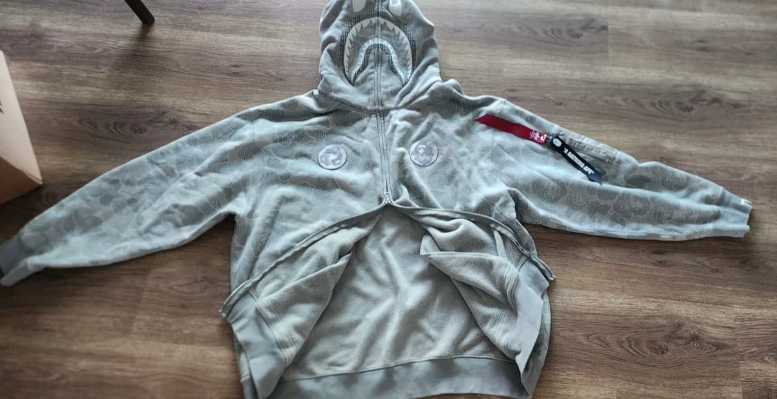 BAPE x Alpha Industries 집업후디 olive drab 상품이미지3