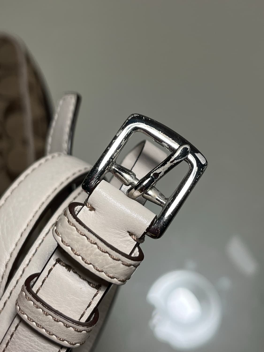 Coach 힙색 벨트색 미니 가방 상품이미지4