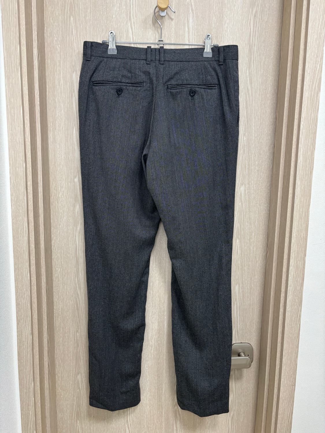 맨온더분 원턱 추동 울 슬랙스48/32"/그레이 상품이미지3