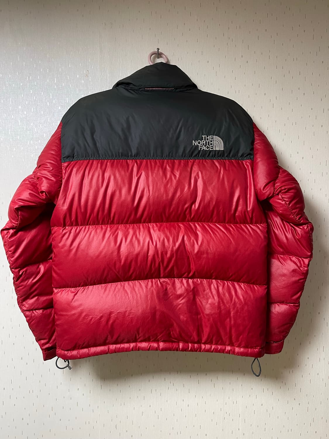 노스페이스 정품 눕시 구스다운 자켓 레드 700필 상품이미지5