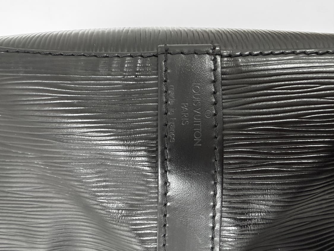 루이비통 에삐 노에 버킷백 블랙 상품이미지7