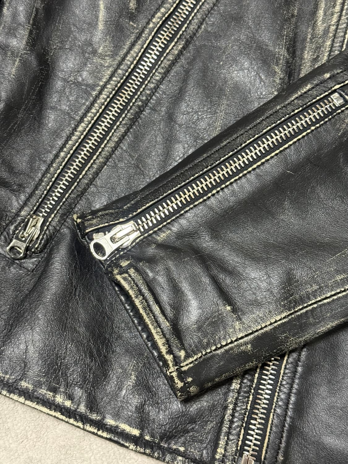 MM6 빈티지 이펙트 레더자켓 48 상품이미지4