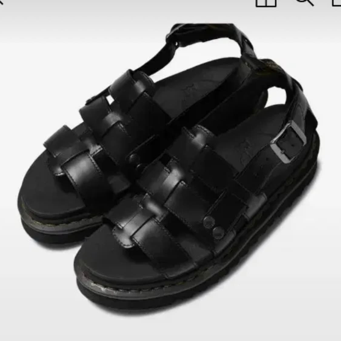 (240) 닥터마틴 테리 레더 스트랩 샌들 상품이미지1