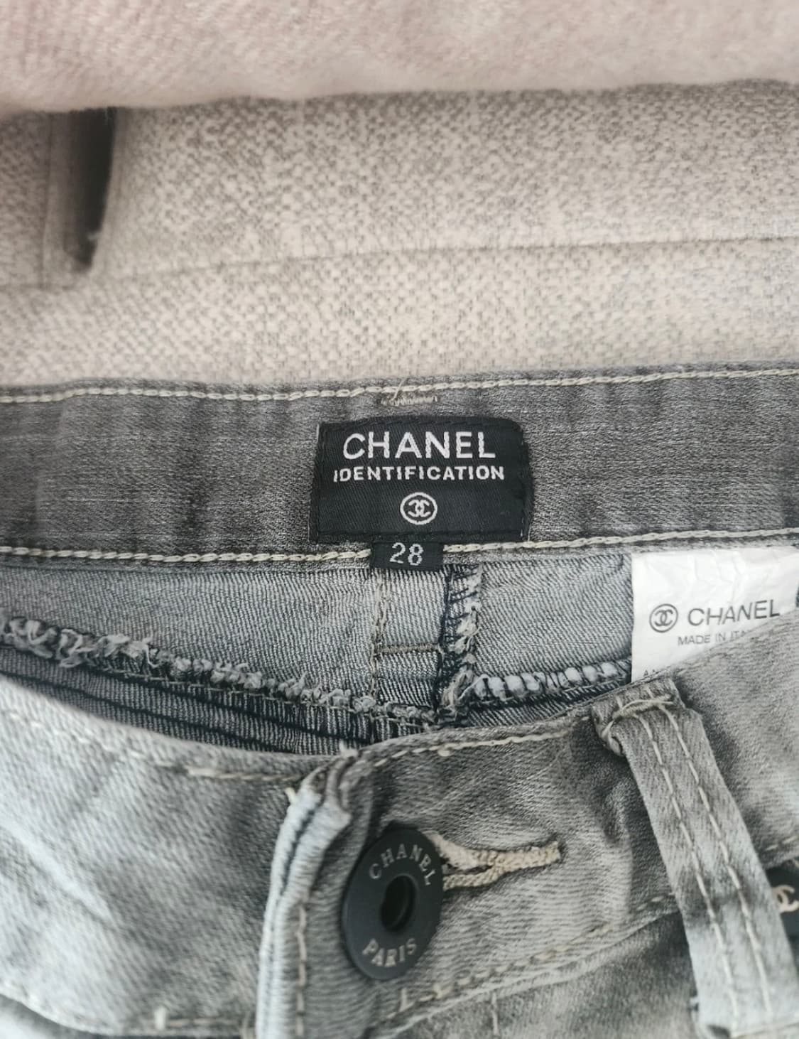 [정품]샤넬 7부 데님팬츠 그레이 28사이즈 상품이미지2