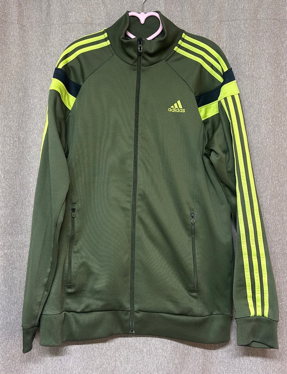 아디다스 삼선 트랙탑 카키/라임 105 상품이미지2
