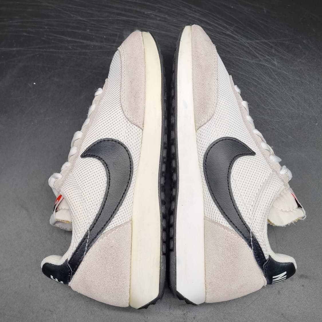 나이키 테일윈드79 여성운동화 235 상품이미지5