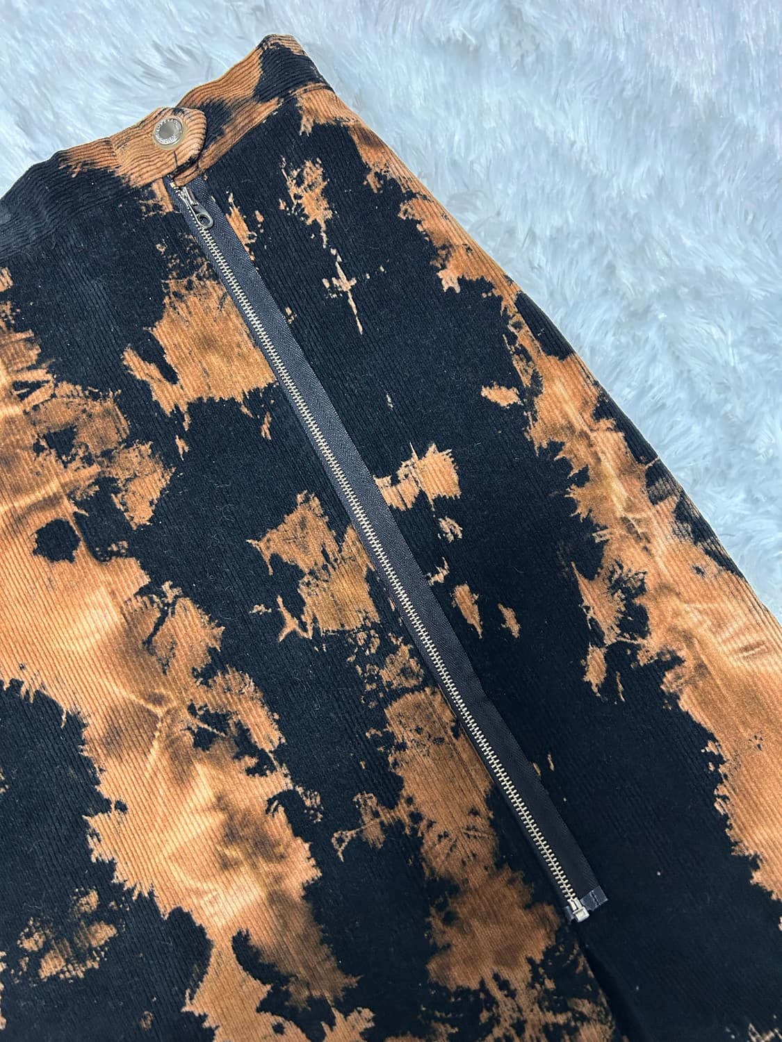 tye dye zipper snap detailed cordu skirt 상품이미지3