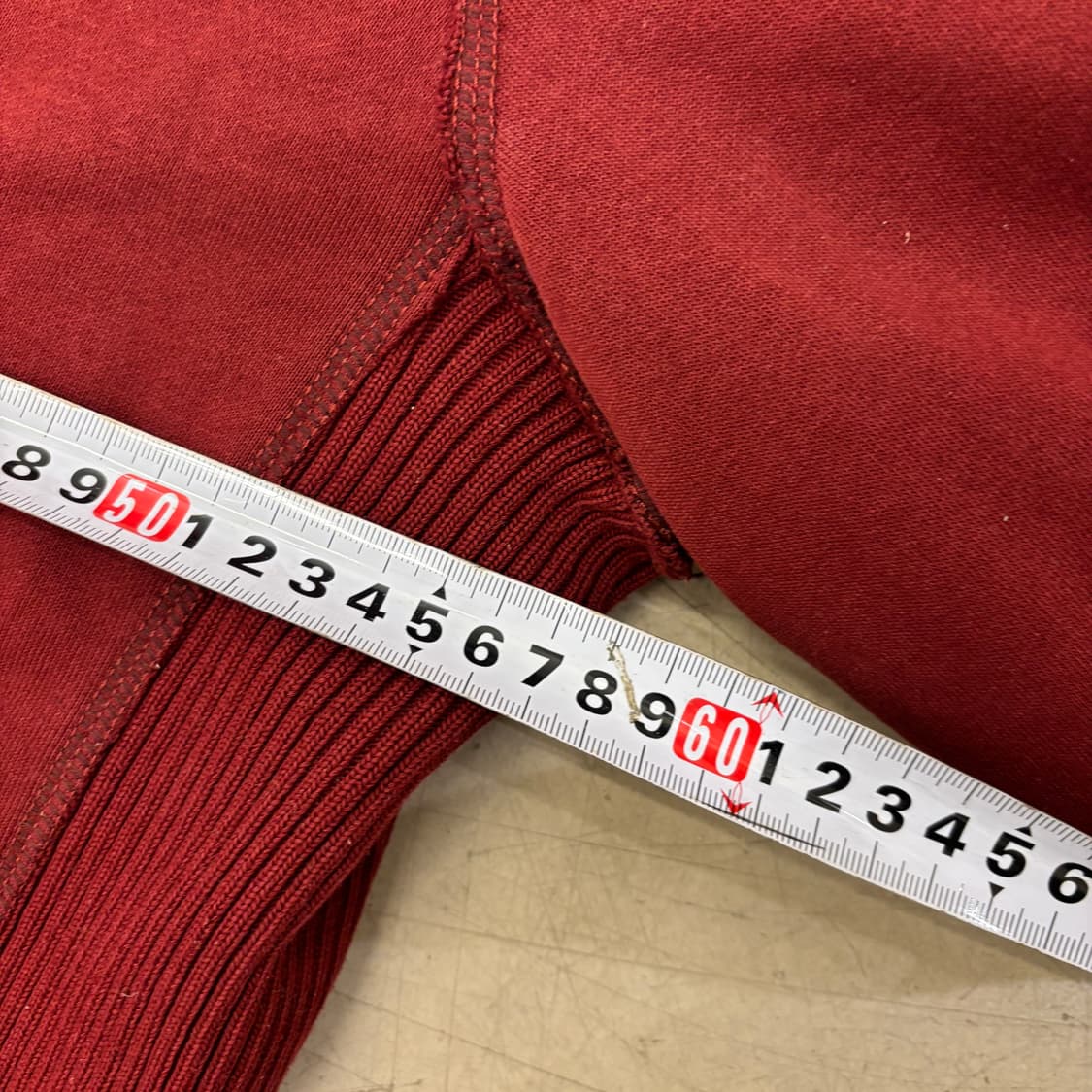 후아유 버건디 양털 후드집업 상품이미지5