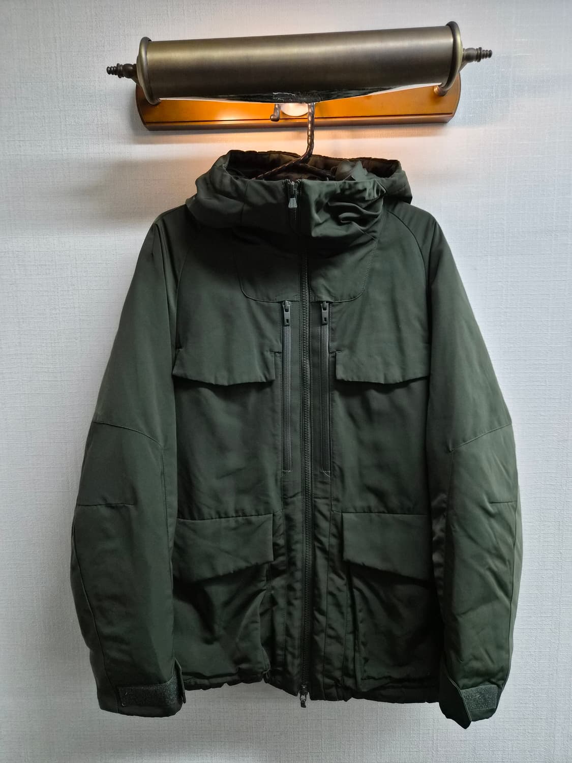 M/100) 유니클로 화이트마운티니어링 하이브리드다운 오버사이즈 파카 상품이미지1