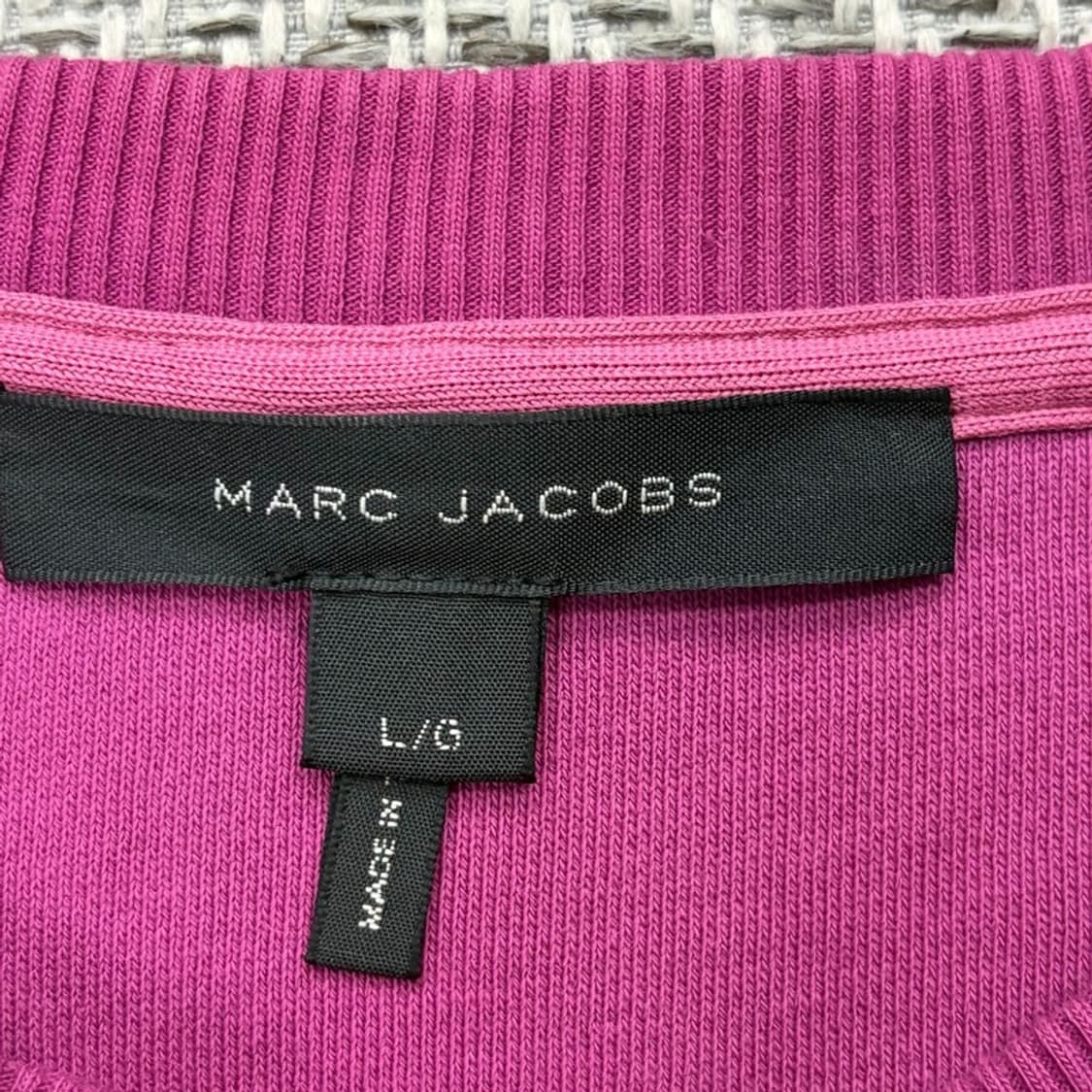 마크제이콥스 비즈 로고 맨투맨 v2620 상품이미지6