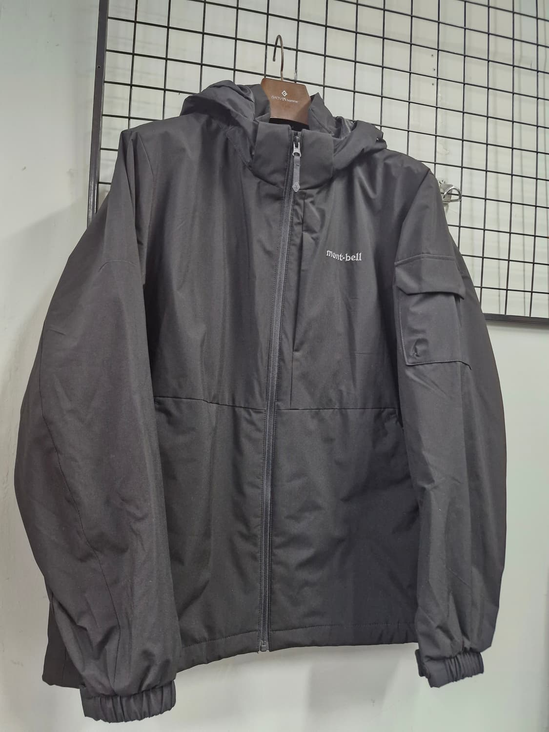 110XXL 몽벨 웜 에디션 웨더 바람막이 자켓 상품이미지2