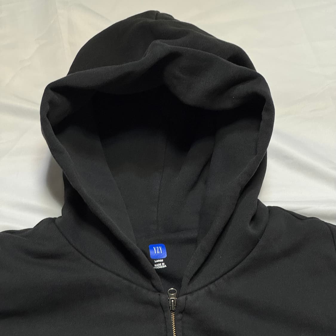 [L] 이지 YZY 집업 후드 블랙 (이지갭) 상품이미지2