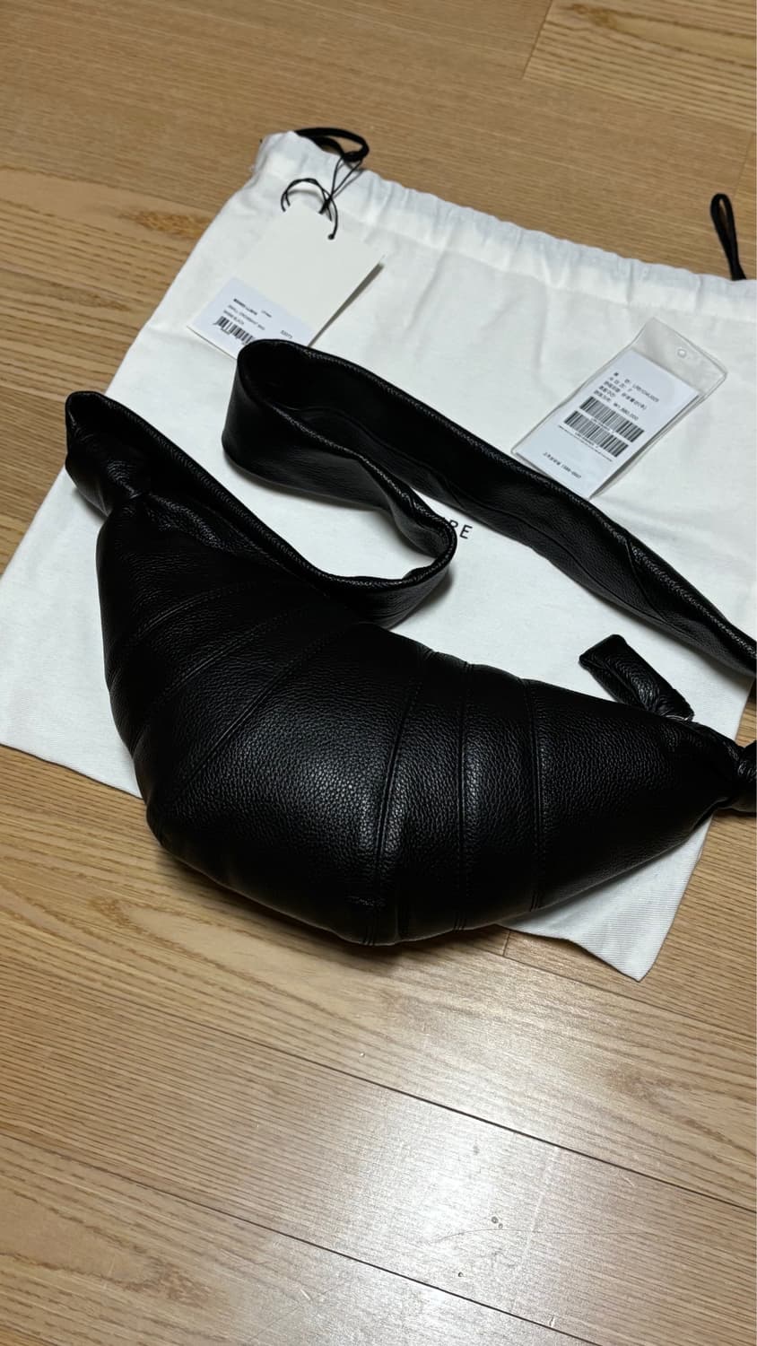 르메르 크루아상백 스몰 소가죽 블랙 (새상품) 상품이미지6