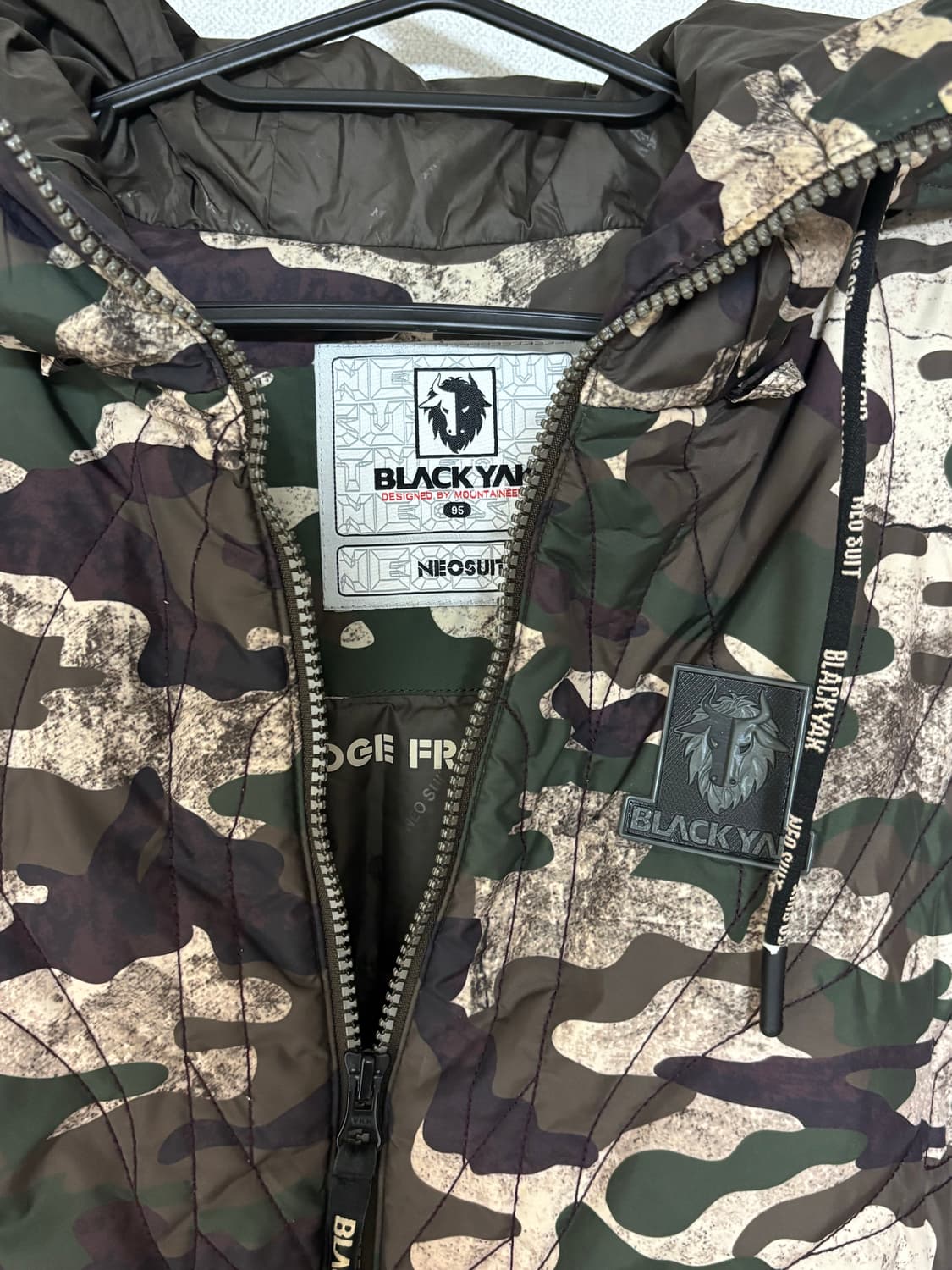 블랙야크 CAMO 경량 패딩 상품이미지2