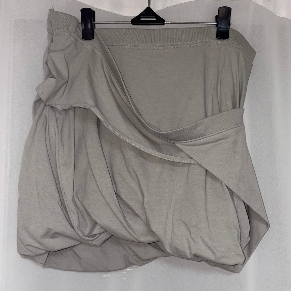 Twisted mini volume skirt light grey S 상품이미지1