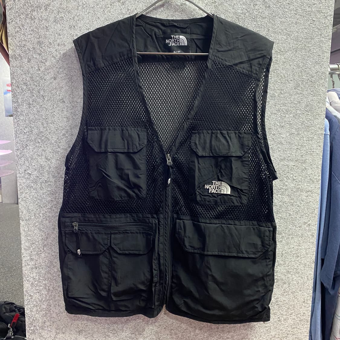 노스페이스 블랙 익스플로어링 메시 베스트 B4108 상품이미지2